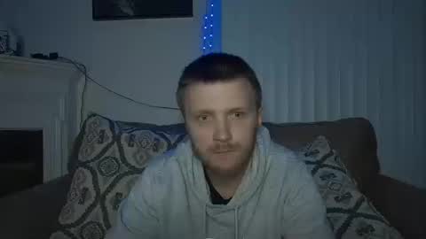 Snapshot of mrwonderboy03 chatting on October 19, 1:43 am mrwonderboy03 online show from October 19, 1:43 am
