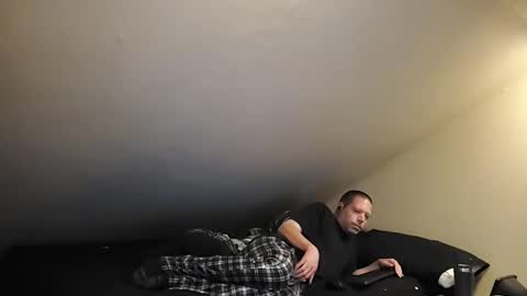 mrxhere online show from October 14, 8:49 pm