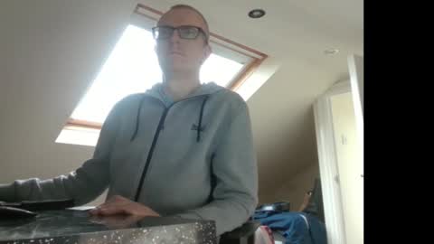 MS online show from December 14, 11:39 am