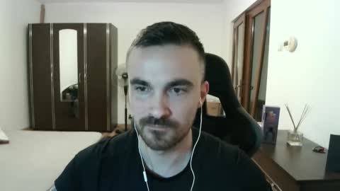 Victor online show from March 20, 7:07 pm