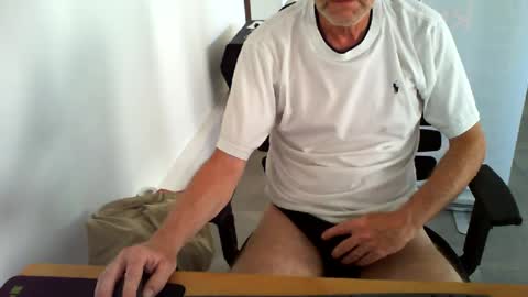 mucfag online show from June 26, 1:46 pm