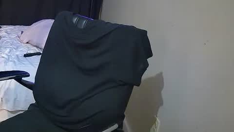 Muffdiver online show from January 8, 7:03 am