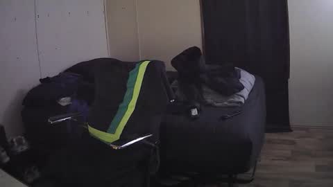 Muffdiver online show from February 4, 9:59 am