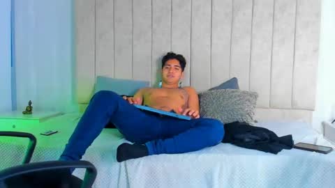 Snapshot of muichiro_tokito1 chatting on January 23, 3:48 am muichiro tokito1 online show from January 23, 3:48 am