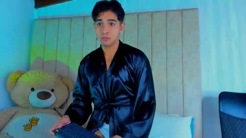 Snapshot of muichiro_tokito1 chatting on February 7, 3:45 am muichiro tokito1 online show from February 7, 3:45 am