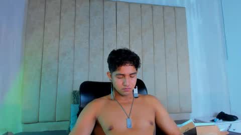 Snapshot of muichiro_tokito1 chatting on January 18, 3:46 am muichiro tokito1 online show from January 18, 3:46 am