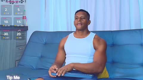 mulato online show from September 15, 3:02 pm