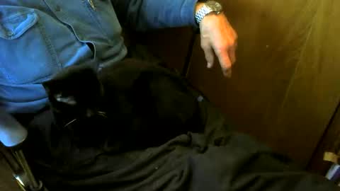 muller520 online show from April 15, 4:18 pm