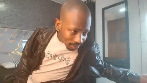 Muller Asher online show from November 19, 4:56 am