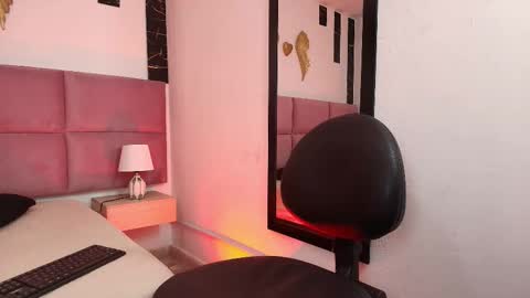 Muller Asher online show from October 10, 6:07 am