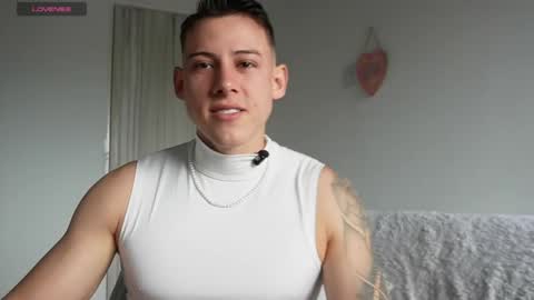 muscle_king_cum online show from June 3, 1:57 pm