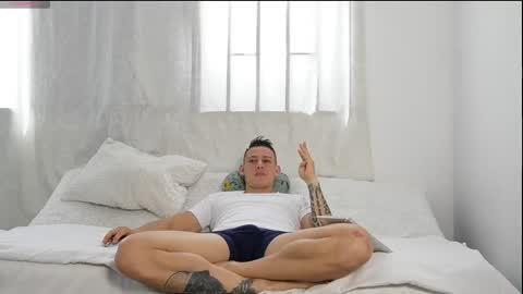 muscle_king_cum online show from October 14, 2:46 pm