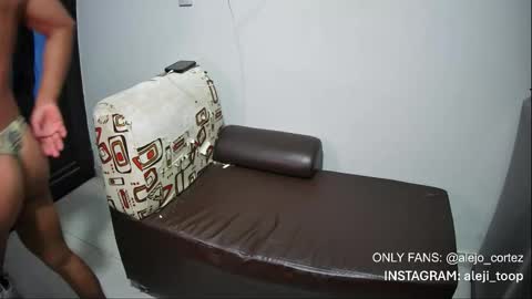 musclealejito online show from February 24, 3:07 am