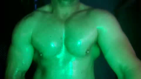 Snapshot of muscles_hulk chatting on February 7, 10:20 pm Hulk Muscles - NEW ACCOUNT online show from February 7, 10:20 pm