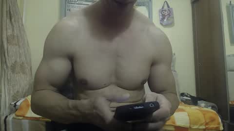 SexyMuscled online show from January 1, 7:32 pm