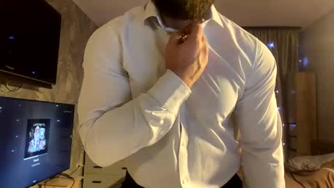 muscularjuggler online show from February 7, 1:35 am