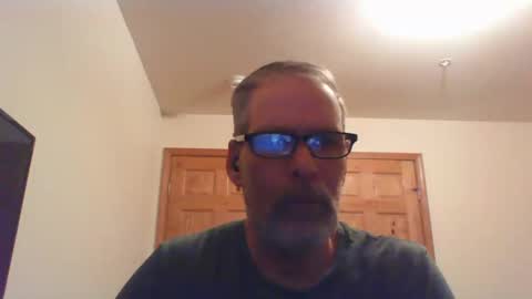 Snapshot of mustang_daddy chatting on February 4, 9:17 am 307MountainMan online show from February 4, 9:17 am