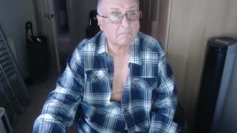 muttonuk1066 online show from December 18, 2:38 pm