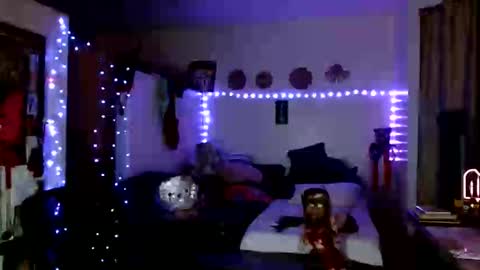LA MARIPOSA DE MARICOPA online show from September 20, 12:27 pm