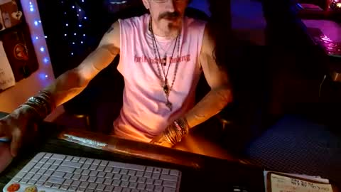 LA MARIPOSA DE MARICOPA online show from September 21, 12:38 pm