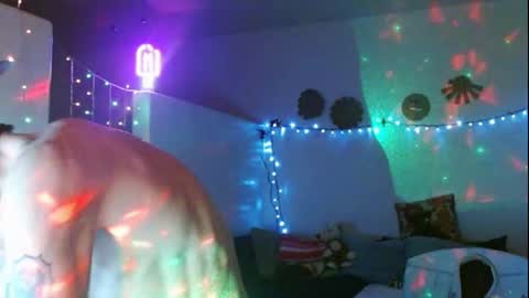 LA MARIPOSA DE MARICOPA online show from February 8, 2:26 am