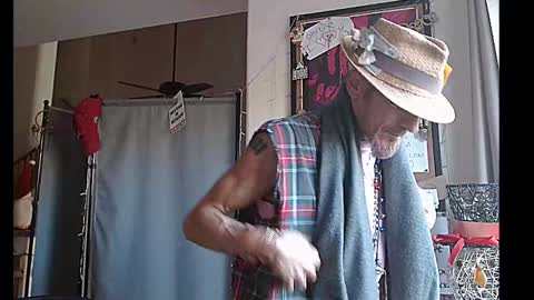 LA MARIPOSA DE MARICOPA online show from December 20, 4:14 pm