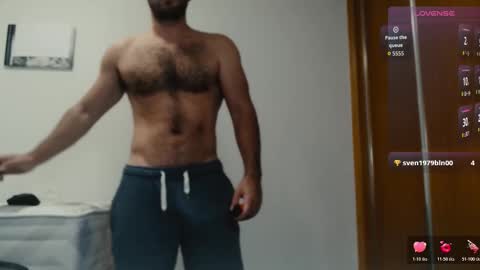 Juan  OF  myhairymacho online show from November 2, 2:43 pm