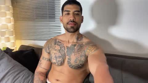 Myke esthetic online show from February 5, 1:01 am