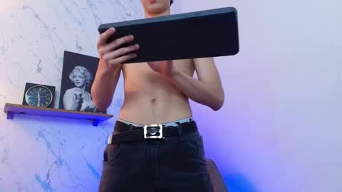 Mykel   online show from October 17, 1:59 pm