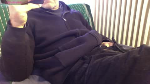 Bi sexy guy lovense hush is on private is open or password show tip if you like. online show from February 15, 11:07 am