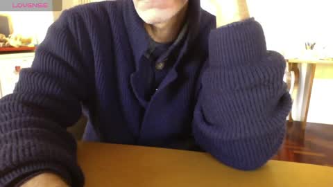 Snapshot of mynakedbeach chatting on February 3, 10:25 am Bi sexy guy lovense hush is on private is open or password show tip if you like. online show from February 3, 10:25 am