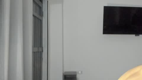 mysterious_muscles online show from April 17, 11:51 pm