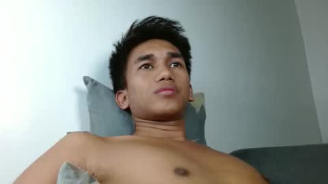 nachos072800 online show from March 19, 6:38 am