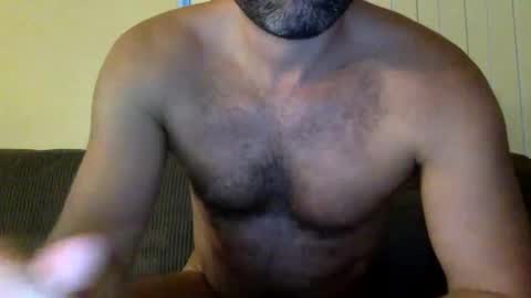 Snapshot of naked_dude25 chatting on February 11, 8:26 am naked_dude25 online show from February 11, 8:26 am