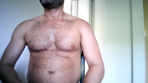 Snapshot of naked_dude25 chatting on December 21, 1:58 am naked_dude25 online show from December 21, 1:58 am