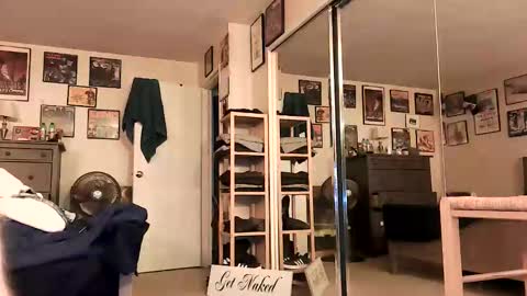 nakedmonkey online show from February 24, 2:01 am