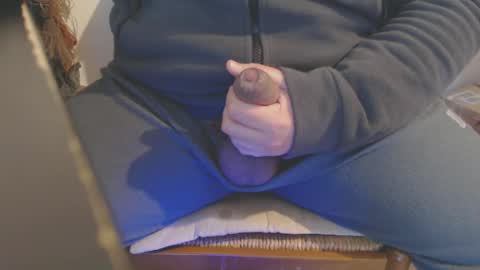 Snapshot of napoletanoinculo chatting on December 31, 8:37 am NapolICazzo online show from December 31, 8:37 am