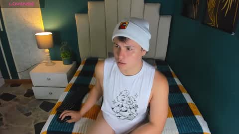 Snapshot of narekxboy chatting on September 16, 4:24 am Narek online show from September 16, 4:24 am