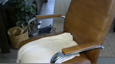 nareth338 online show from October 3, 3:50 pm