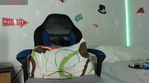 nassh_18 online show from December 9, 10:59 pm