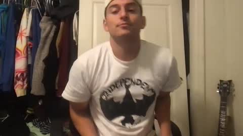Snapshot of natetheexplorer chatting on October 7, 6:17 am natetheexplorer online show from October 7, 6:17 am