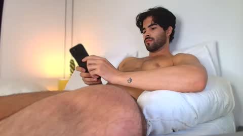 Nathaniel online show from March 8, 10:30 am