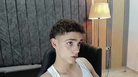 nathan_shimmer online show from January 7, 9:20 pm