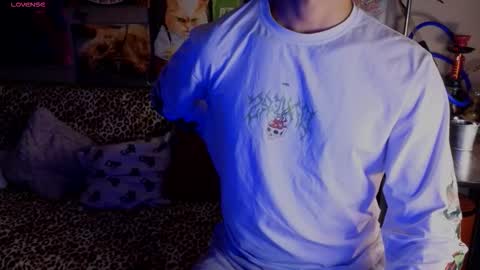 N A T H AN online show from October 21, 3:48 pm