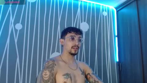 nathanray99 online show from January 6, 3:19 pm