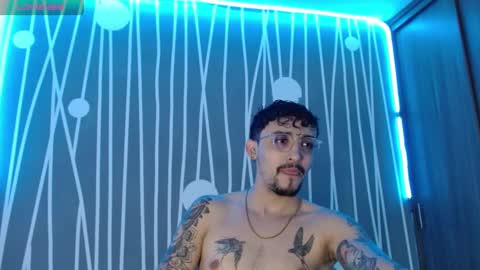 nathanray99 online show from January 7, 3:11 pm