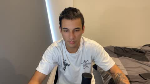 native_boy2 online show from March 15, 3:14 am