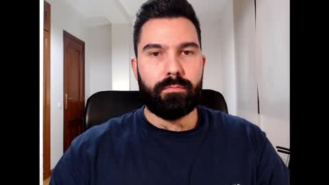 Tom online show from December 3, 11:27 am