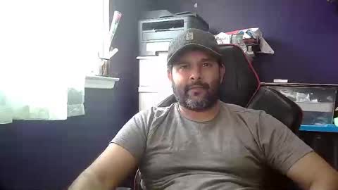 Snapshot of naughtydesicock chatting on January 16, 6:37 pm sakhtlaundaz online show from January 16, 6:37 pm