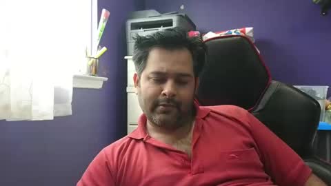 Snapshot of naughtydesicock chatting on December 6, 4:17 pm sakhtlaundaz online show from December 6, 4:17 pm
